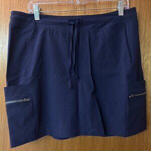 Women's Navy Blue Skirt Size XL 2 Zippers on Bottom Tie in Front Gently Used